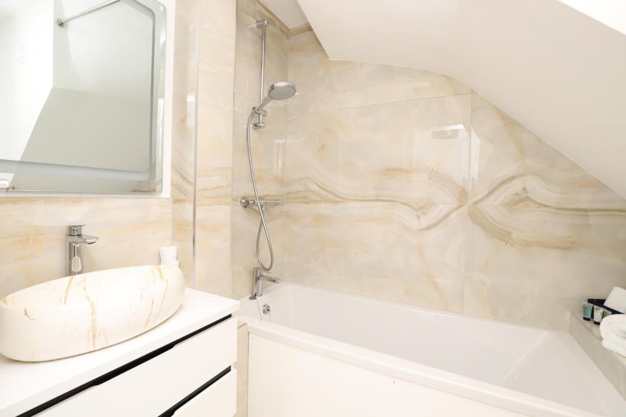 Luxurious Double Bedroom, Ensuite With Free Wifi. Oxford Exterior photo